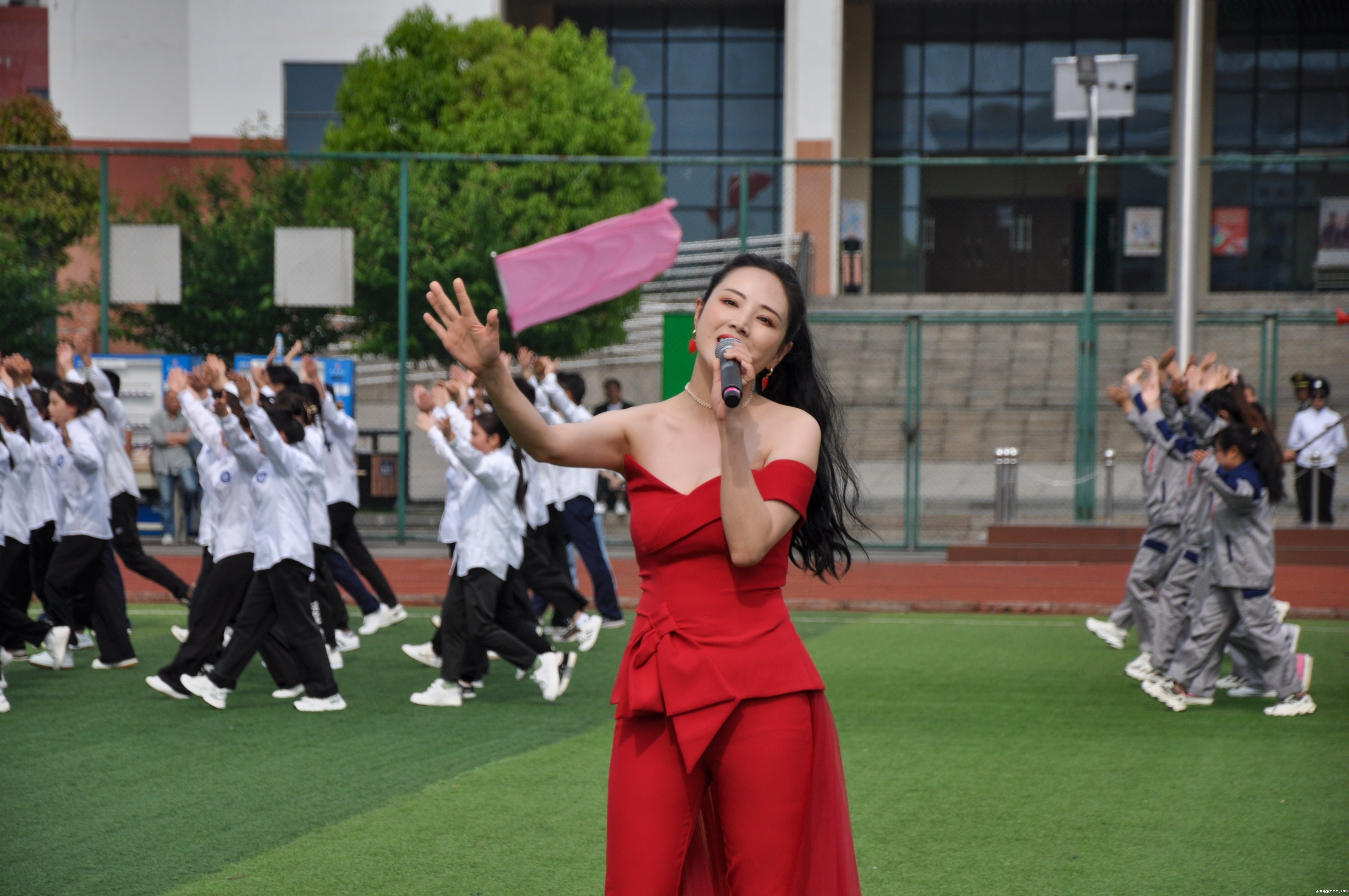 第二届校园文化艺术节、第三届田径运动会开幕式